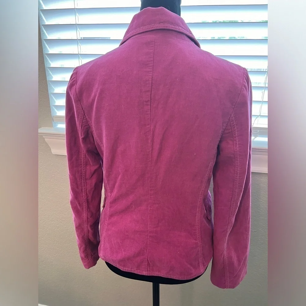 United Colors of Benetton pink light lined corduroy‎ jacket w/ silver button. M - Picture 3 of 11